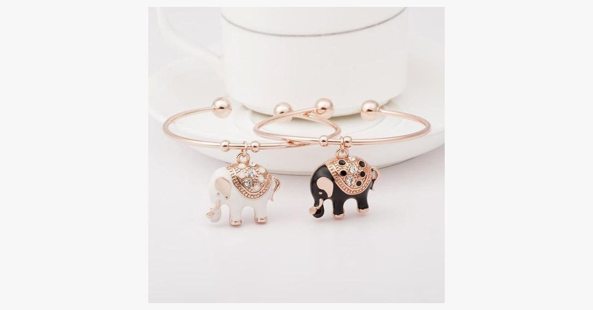 Elegant Rose Gold Elephant Charm Bangle