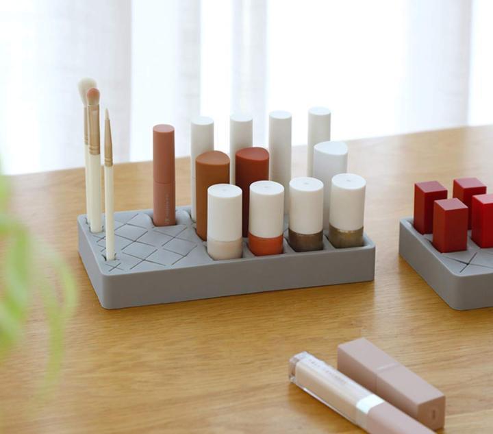Macrons Lipstick Storage Holder