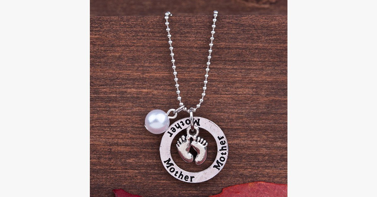 Precious Baby Footprints Round Pendat Necklace