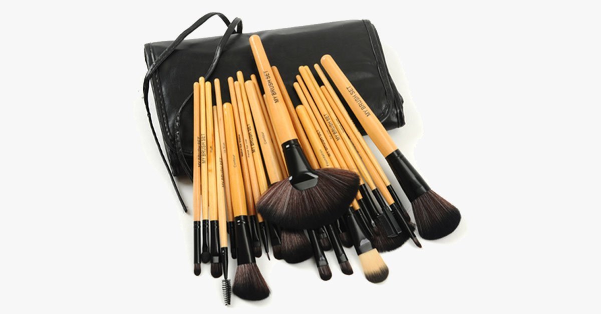 Deluxe Brush Set 24-Piece with Wooden Body