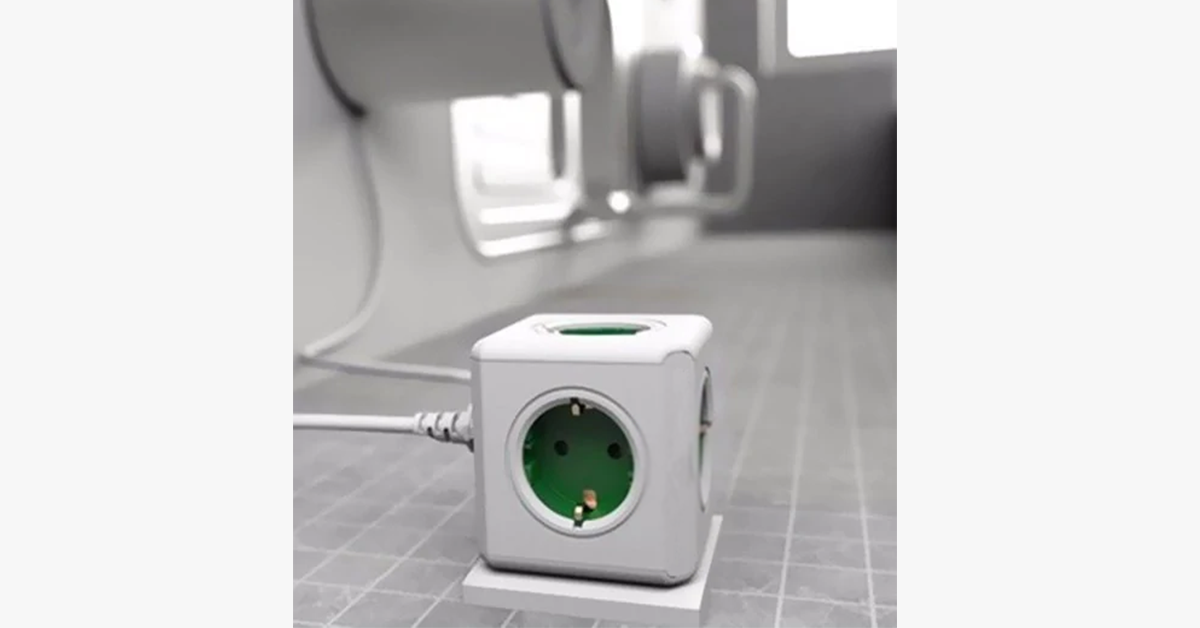 Smart Travel Power Cube Socket