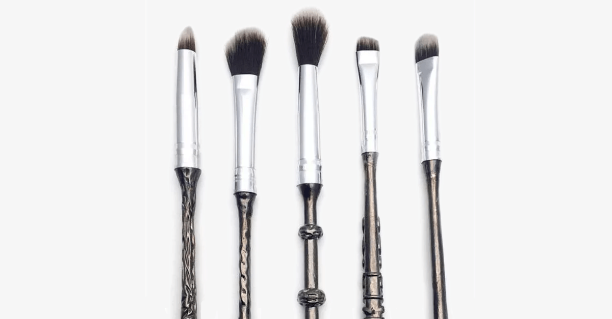 Harry Potter Makeup Brush Set- Perfect Magic Wands for Casting a Spell On Your Face!